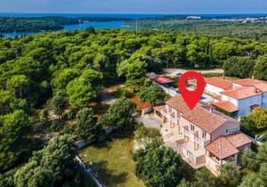 Amazing Home In Pula With Wifi