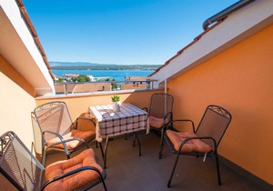 Apartment Mladenka 3 with Sea view