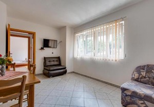 Awesome Apartment In Marsici With Wifi