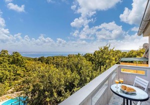 Beach Front Home In Krk
