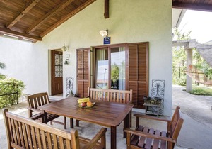 Beautiful apartment in Lovran with WiFi