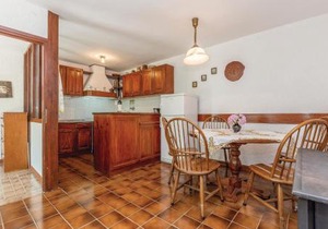 Beautiful Home In Bribir With 3 Bedrooms And Wifi