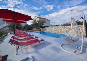 Cherry - relax & chill by the pool: A3 (2+2) - Novalja