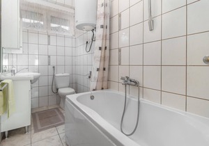 Functionally furnished vacation apartments CKA080 and CKA081enjoy a quiet location near the Krk Brid
