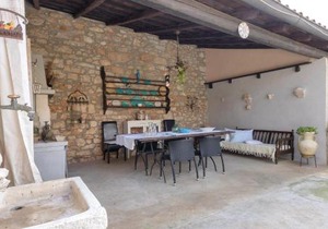 Gorgeous Home In Pomer With Wifi