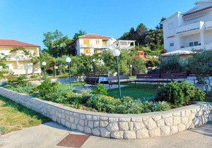 Holiday apartment near the sea