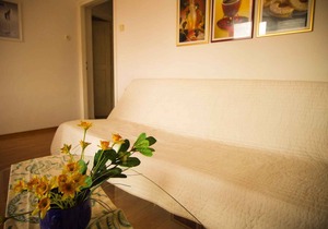 Holiday apartment 25 m from the sea