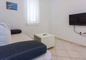 Holiday apartment 30 m to the beach with air, Intrenet, sea views and satellite TV