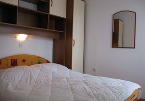 Holiday apartment with balcony and air conditioning