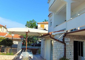 Holiday apartment near the sea