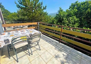 Holiday apartment With sea views and air conditioning