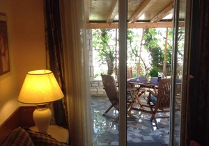Holiday apartment with air conditioning