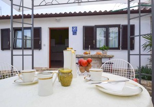 Holiday home with air conditioning