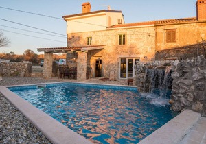Holiday house Garica for 1 - 10 persons with 4 bedrooms - Holiday home