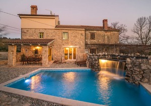 Holiday house Garica for 1 - 10 persons with 4 bedrooms - Holiday home