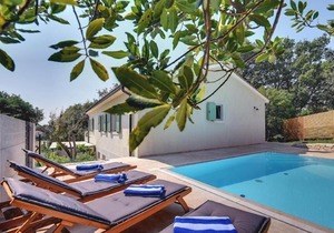 Holiday house Krnica for 10 - 12 persons with 5 bedrooms - Holiday house