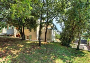Holiday house Krnica for 10 - 12 persons with 5 bedrooms - Holiday house