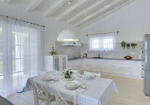 Holiday house with private pool for 6 persons approx. 160 qm in Kavran, Istria (South coast of Istria)
