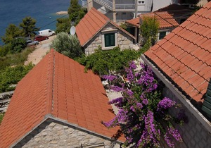 Lovely Apartment in Omiš with Private Balcony