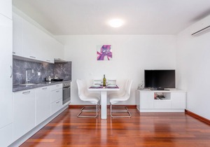 Nice apartment in Malinska with WiFi