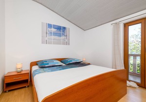 One bedroom apartment with terrace and sea view Duga Luka (Prtlog), Labin (A-2335-c)