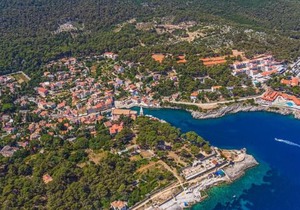Studio Apartment in Susak with Air Conditioning, Wi-Fi (3865-2)