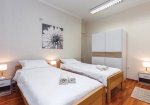 This attractive apartment is located in Kostrena, right by the sea and also not far from Crikvenica.