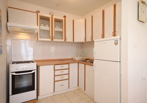 Two bedroom apartment with terrace and sea view Susak, Lošinj (A-8050-e)