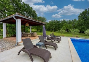 Villa Aqua