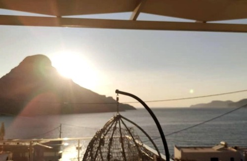 Massouri Apartment | 1 Bed - Sleeps 2 - Balcony - Sea View - Parking
