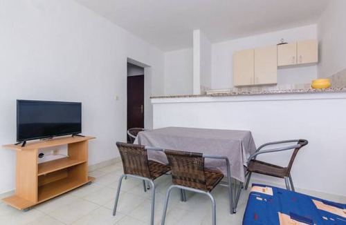 Hodilje Apartment | 1 bedroom accommodation in Hodilje