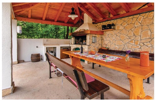 Kostrena Apartment | 1 bedroom accommodation in Kostrena