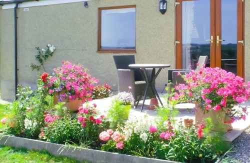 Nailsworth Cottage | 1 bedroom accommodation in Horsley, near Stroud