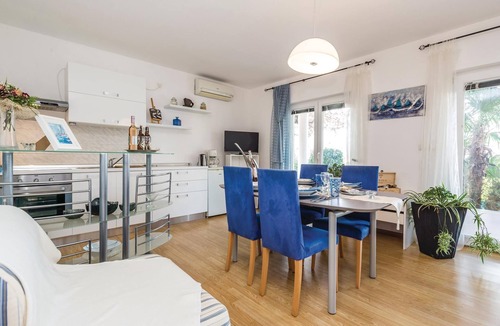 Opric Apartment | 1 bedroom accommodation in Lovran