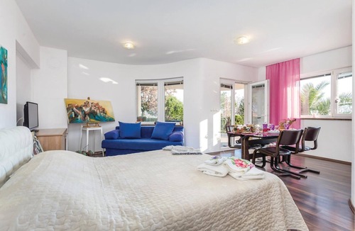 Opric Apartment | 1 bedroom accommodation in Lovran