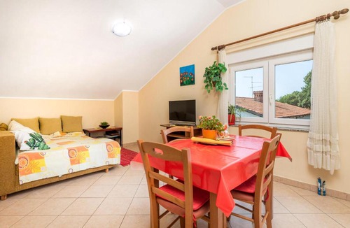 Ika Apartment | 1 Bedroom Amazing Apartment In Opatija