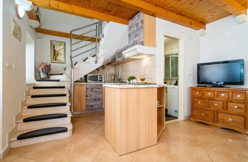 Komolac House | 1 bedroom amazing home in Komolac