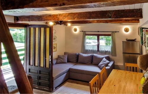 Zumberak House | 1 Bedroom Beach Front Home In Jastrebarsko