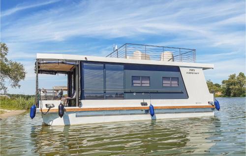 Havelsee Boat Rental | 1 Bedroom Beach Front Ship In Havelsee Ot Kützkow