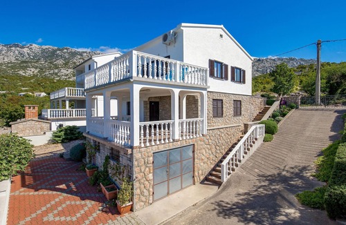 Senj Apartment | 1 bedroom beautiful apartment in Jablanac