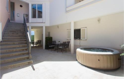 Omis Apartment | 1 Bedroom Beautiful Apartment In Podgrade