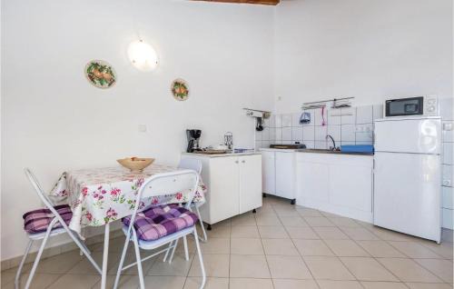 Barbat na Rabu Apartment | 1 Bedroom Cozy Apartment In Rab
