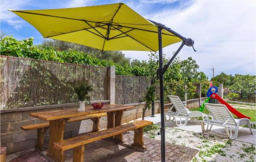 Peruski Apartment | 1 Bedroom Gorgeous Apartment In Marcana
