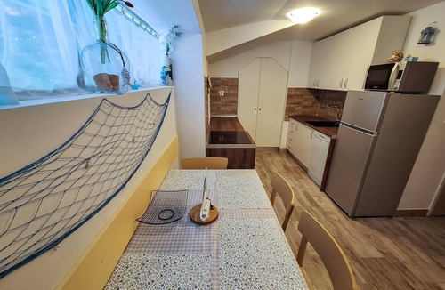 Risika House | 1 bedroom nice home in Risika