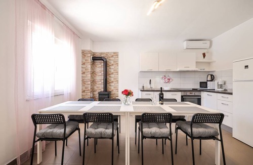 Ljubac Apartment | 103 m² Apartment ∙ 3 bedrooms ∙ 8 guests