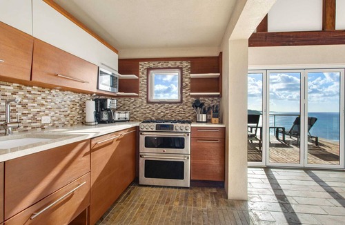 The Valley Villa | 12 BR Neighboring Villas W/Views & Concierge