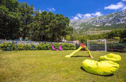 Gata Apartment | 120 m² Apartment ∙ 3 bedrooms ∙ 10 guests