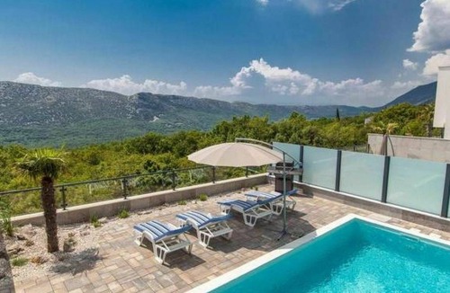 Grizane House | 140 m² House ∙ 4 bedrooms ∙ 8 guests
