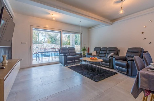 Bribir House | 157 m² House ∙ 5 bedrooms ∙ 10 guests