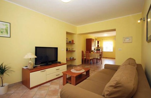 Mali Vareski House | 2 bedroom accommodation in Krnica
